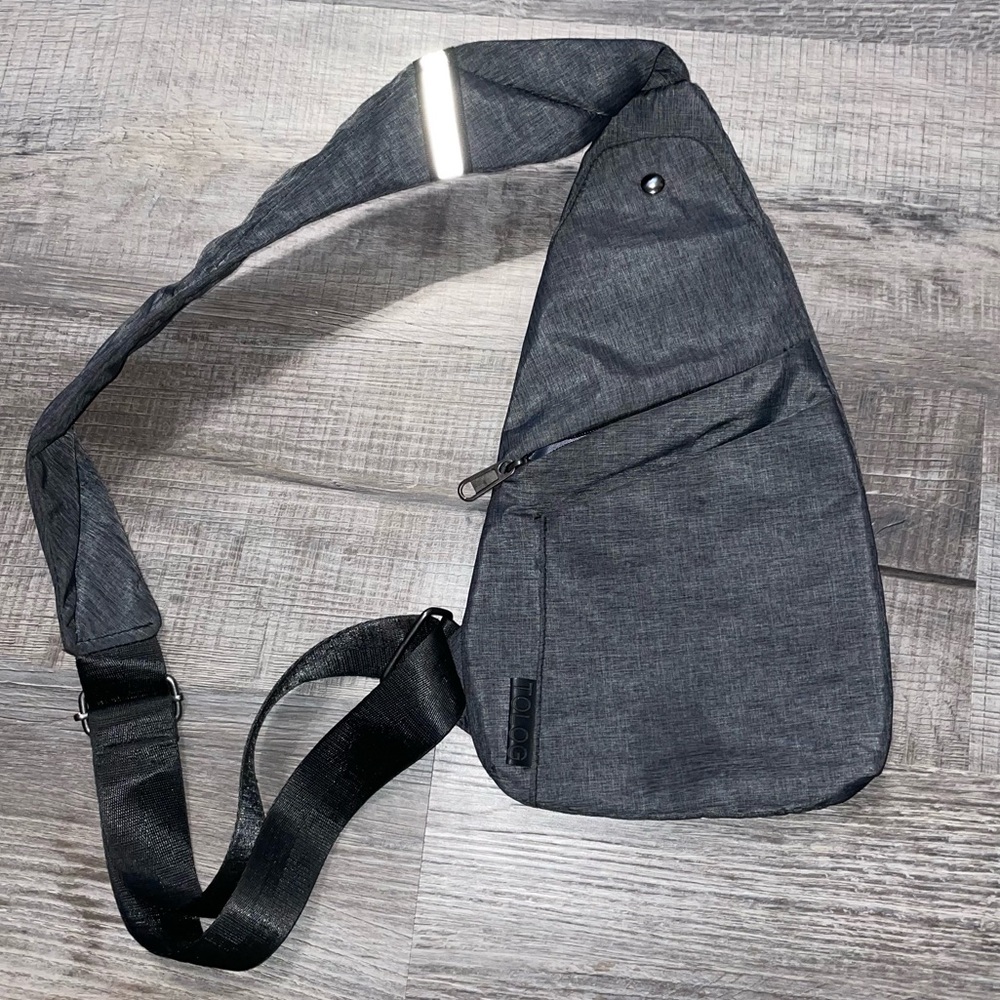 Tolog Crossbody Travel Organizer Bag